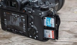 索尼a7r4最新爆料,全画幅新旗舰，4240万像素与革命性技术的前瞻揭秘